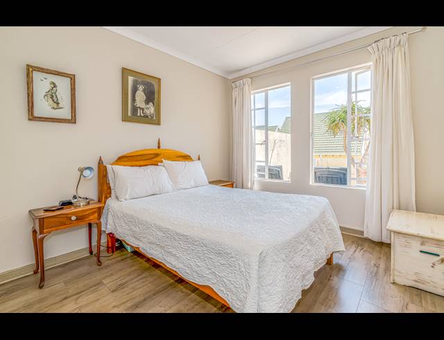 3 BEDROOM TOWNHOUSE FOR SALE IN SONNEGLANS